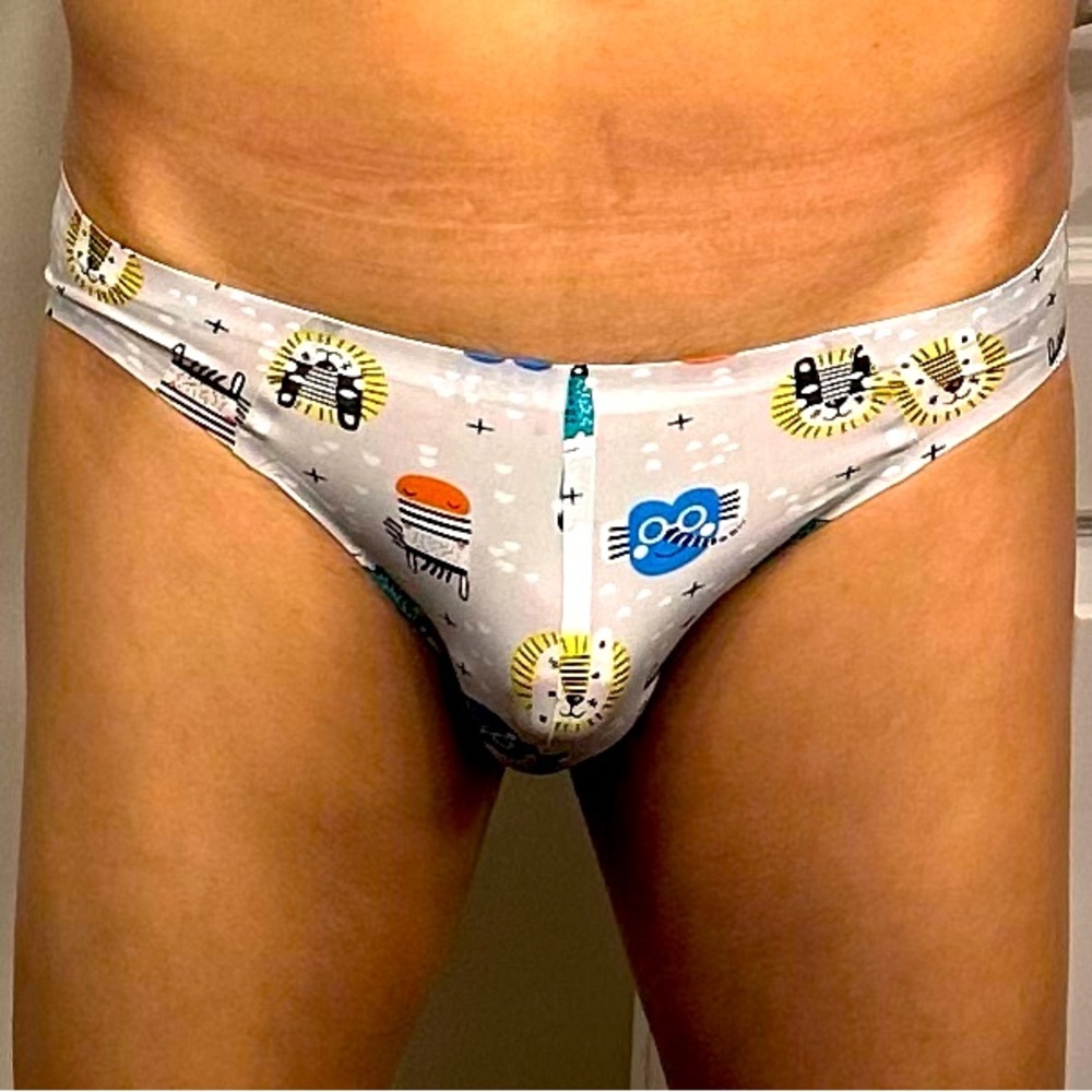 Seamless underwear